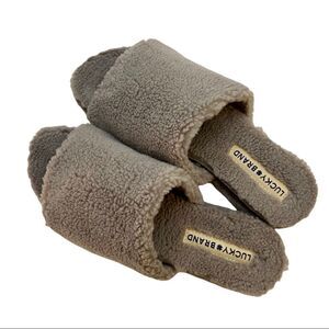 Lucky Brand Beige Faux Lamb Slipper Sandals in Sz 7.5M